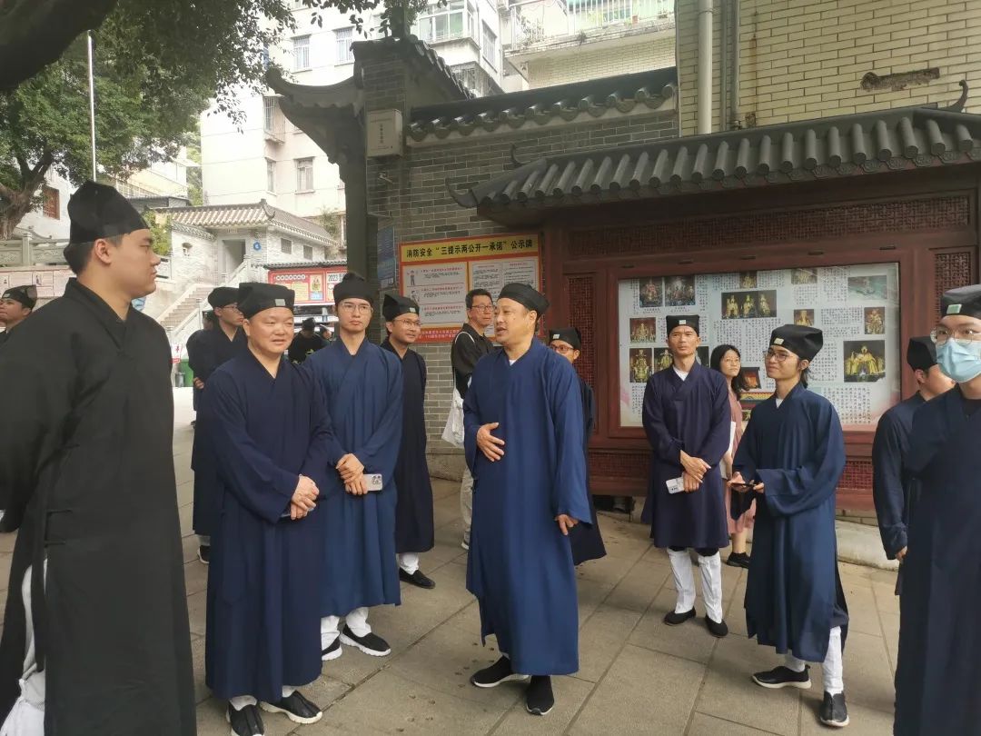 广东道教学院学生到广州市道教活动场所实地参访学习