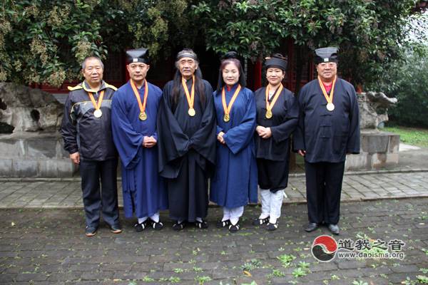 济宁青华洞道观青华武馆在第三届武当国际演武大会上获七金-道音文化