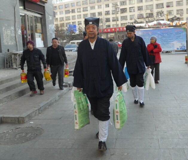 大同市真武庙送温暧进乡村