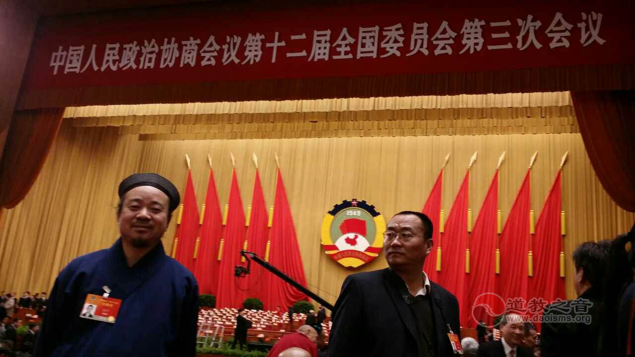黄信阳：恢复宗教活动场所对弘扬民族传统文化具有重大意义