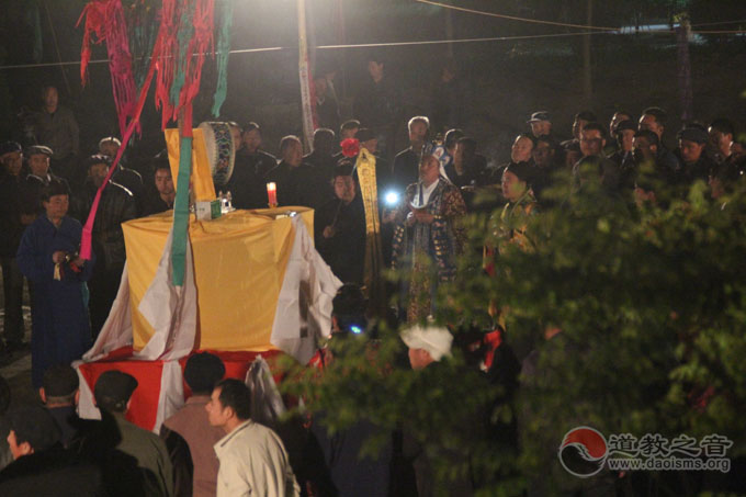 通渭湛龙观举行纪念反法西斯胜利70周年法会-道音文化