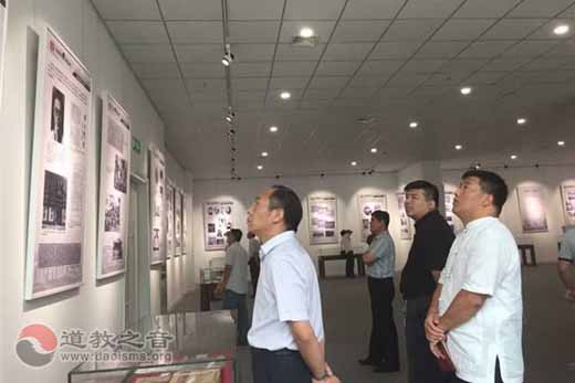 徐州民族宗教界参观纪念反法西斯战争胜利70周年图片展-道音文化