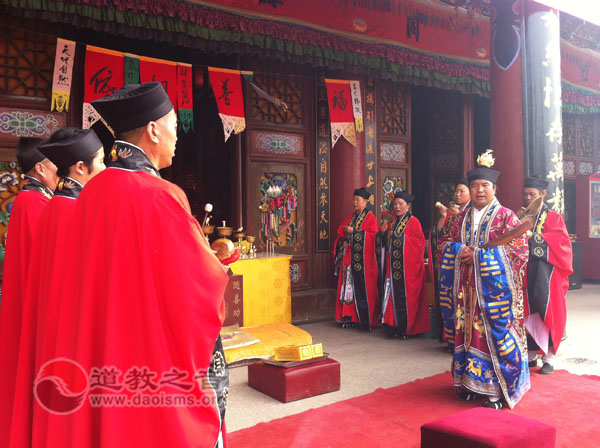 青海省道协举行纪念抗日战争胜利70周年和平祈祷法会-道音文化