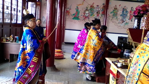 吉林市道教协会举行抗战胜利70周年祈福法会-道音文化