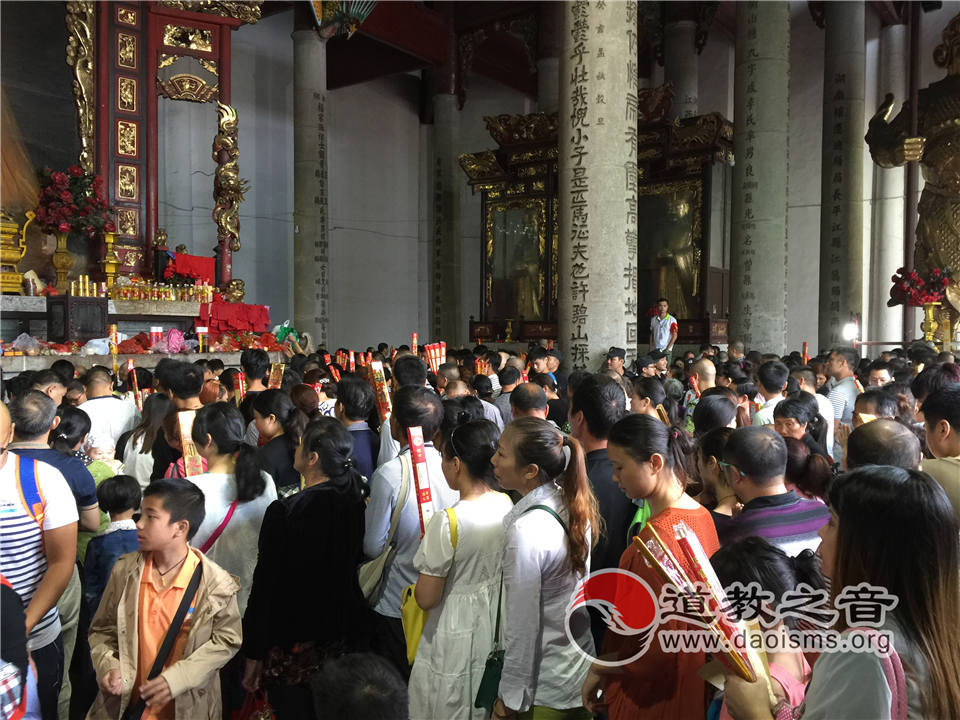 南岳大庙进香礼圣帝祈愿 还原南国故宫道教信仰-道音文化