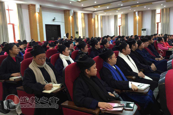 湖南省宗教院校形势与政策教育培训班举行