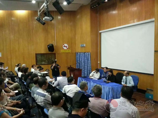 黄至安道长：天下华人骨肉相亲，大罗世界以道相通