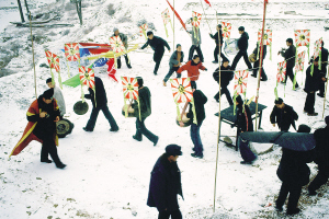 背赦书抱平安锁放赦：陕北正月的祈愿活动-道音文化