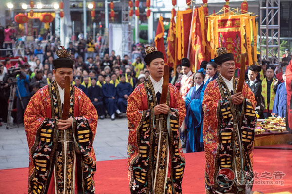 广州市都城隍庙举行广府庙会城隍祈福活动-道音文化