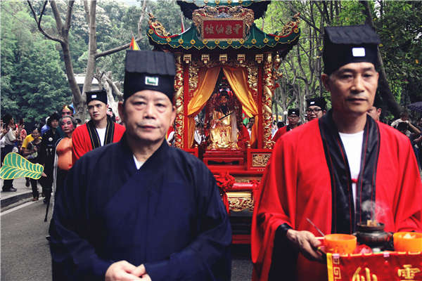 2016西樵山“大仙诞”文化节在广东西樵举行