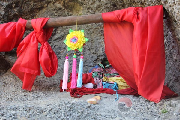 走访南朔山见证崖观沧桑，问道青藏高原深山隐士-道音文化