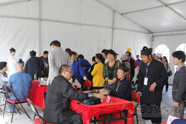 首届中国道教文化艺术周道医义诊暨养生展活动举行-道音文化