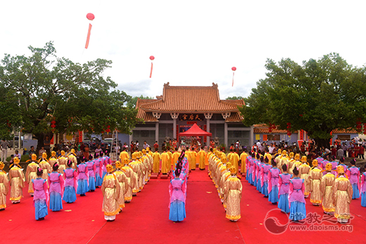 陆丰市妈祖文化景区举行纪念妈祖飞升祭祀演出