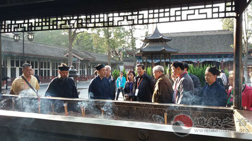 2016香港、新加坡、马来西亚、泰国道文化访问团参访西安八仙宫-道音文化