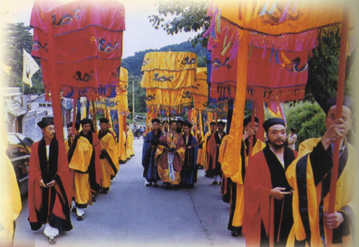 2002年辽宁千山五龙宫传戒大师简介-道音文化