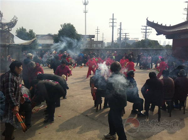 江苏省镇江市润州道院举行十月金牛山庙会-道音文化