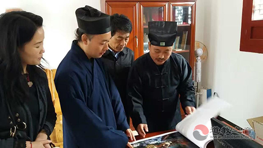 陕西镇安县黑龙洞道观举行十月十五黑龙圣会