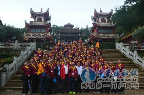 福建省湄洲岛迎来台湾彰化福宁宫谒祖进香团