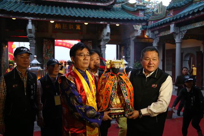 台湾鹿港天后宫妈祖分灵至广东乌坭天后宫