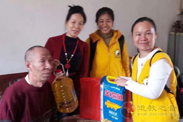 广州道教上善义工社举行探望独居老人活动-道音文化