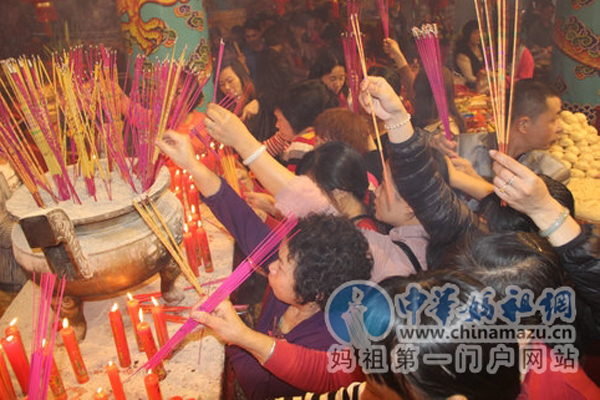 广东深圳龙东妈祖庙举行秋祭祈福迎春活动