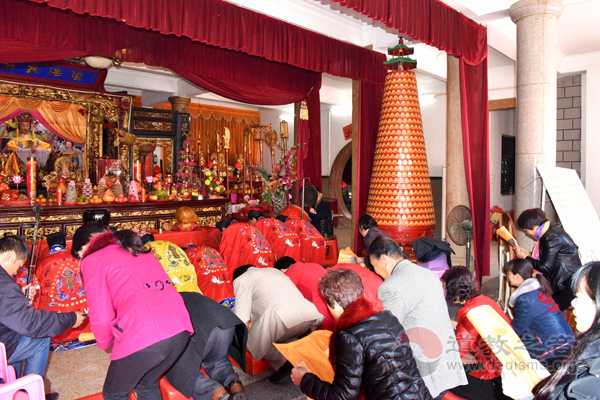 广东陆丰市紫竹观举行向妈祖敬奉经曲活动