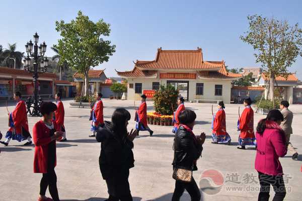 广东陆丰市紫竹观举行向妈祖敬奉经曲活动