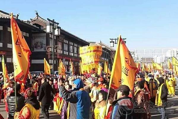 山西大同市举行“关公巡城”非遗文化活动