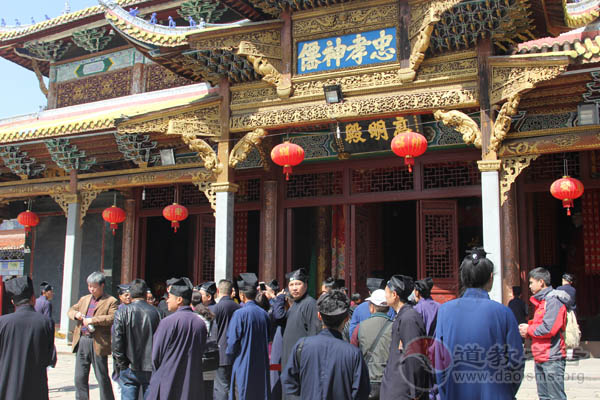 云南道教朝圣团一行拜谒江西南昌西山万寿宫