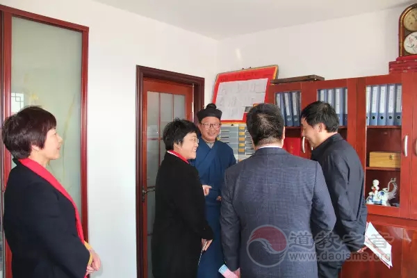 山东省调研组到肥城桃源观调研检查指导工作