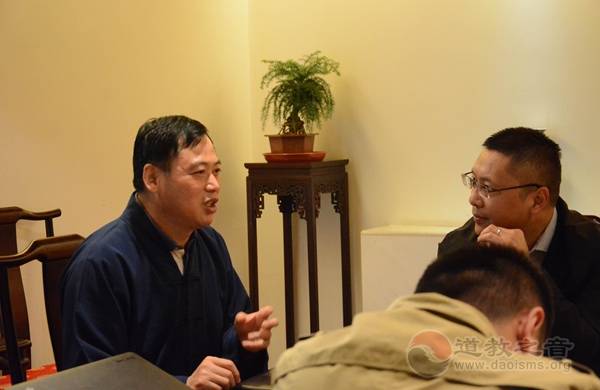 上海国际问题研究院代表到慈爱公益基金会调研-道音文化