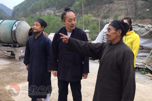 胡诚林会长一行到宝鸡龙门洞道院视察调研
