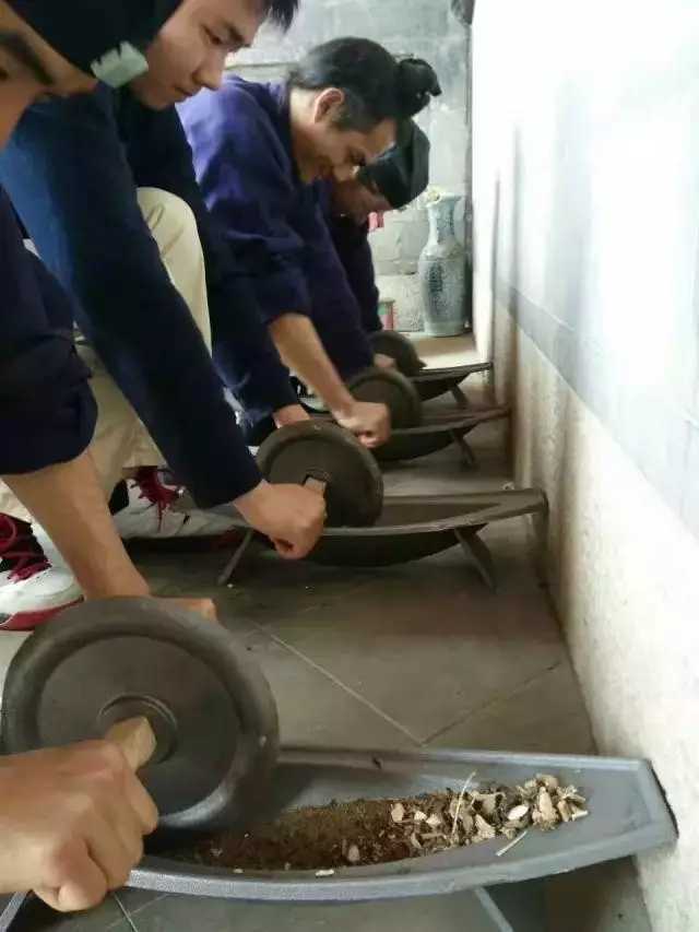 走访昆明尚德玄苑：公益弘道教授琴棋书画制香第一站