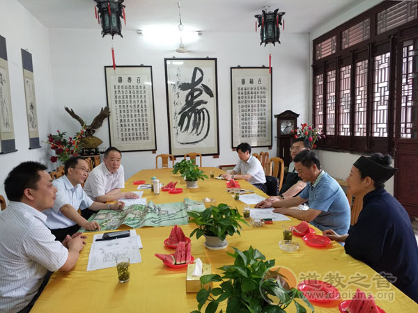 江苏省宗教局巡视员顾传勇调研常州茅山乾元观