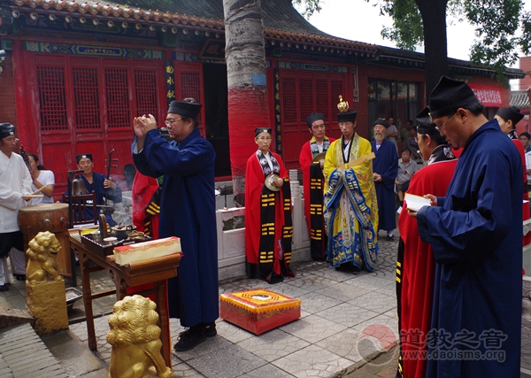 太原市道协举行庆贺中国共产党成立96周年祈福法会