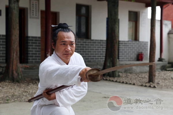 深藏不露在道途：记陈师希道长