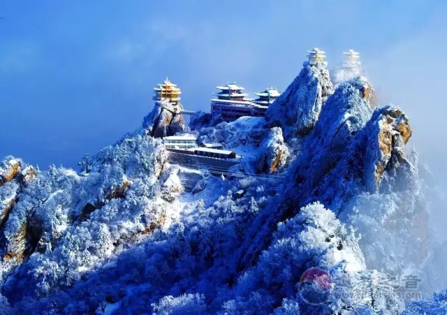 酒逢知己饮，诗向会人吟