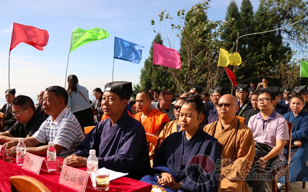 云南盈江青云寺道观举行修缮重建启动仪式