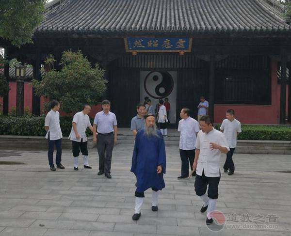 李光富道长一行调研视察苏州工业园区崧泽道院-道音文化