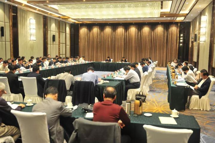 济南召开贯彻落实中央、省委关于宗教工作重大决策部署专题会议