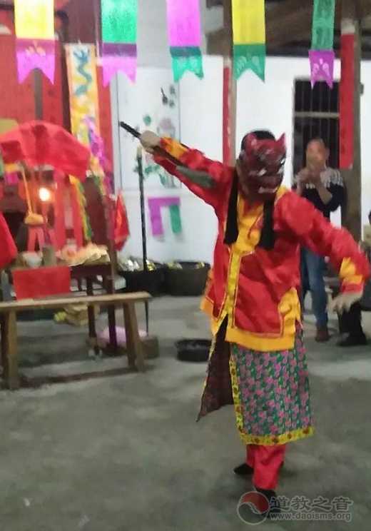 青瑶峒立尸祭——广西全州古老而神秘的祖先崇拜