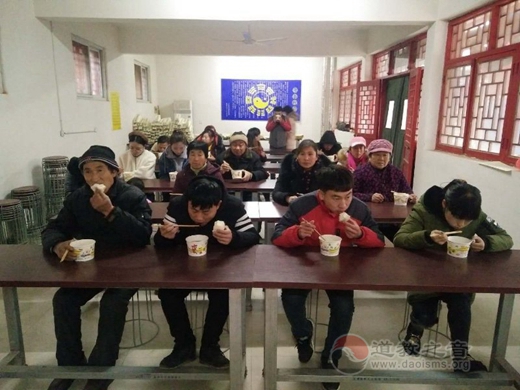 河北省大名县天佑宫举行施粥赠福活动-道音文化