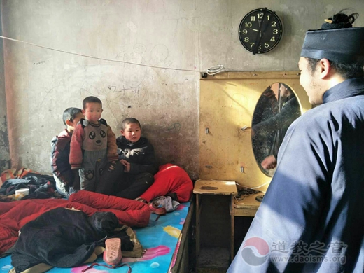 吉林省公主岭市崇德宫看望当地困难家庭-道音文化