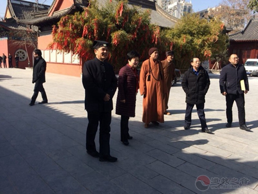 江苏省淮安市委副书记张彤一行慰问淮安市道协 