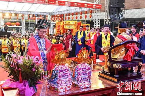 广州都城隍庙举行广府庙会祈福仪式-道音文化