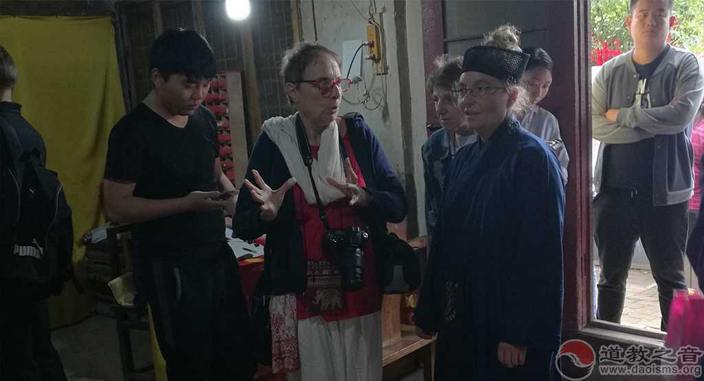 法国道协一行十人至人祖庙参访