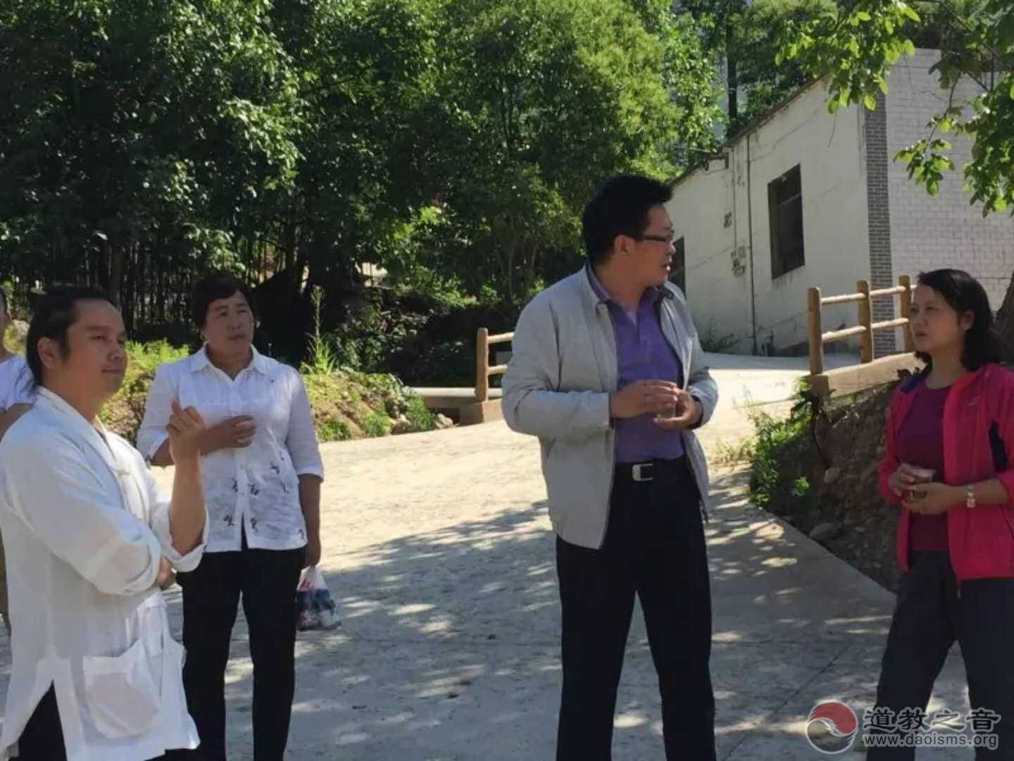 陕西省商洛市山阳县委常委叶敏一行至山阳县天竺山道观视察