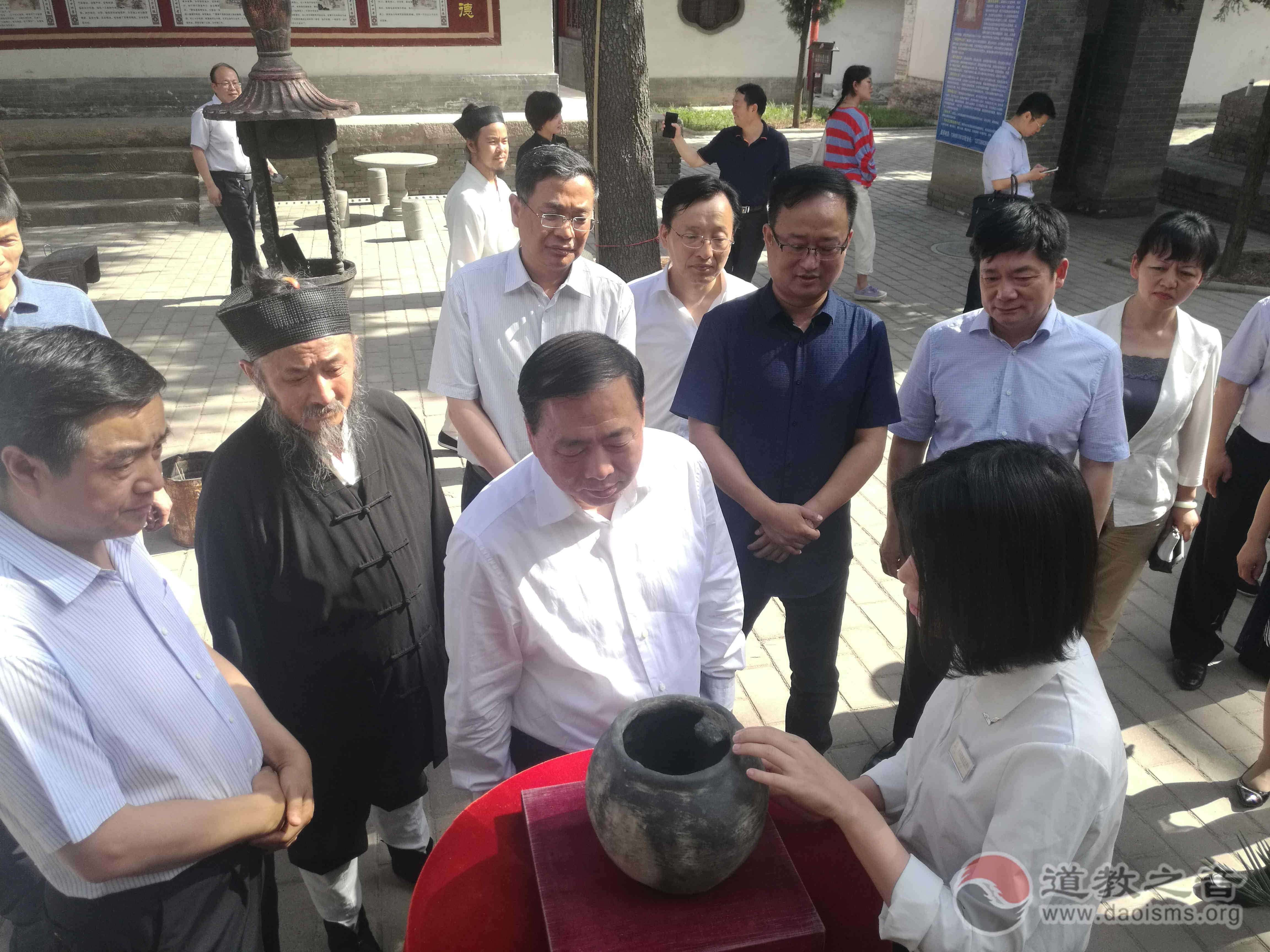 陕西省省委统战部部长姜锋来宝鸡道协及金台观视察调研