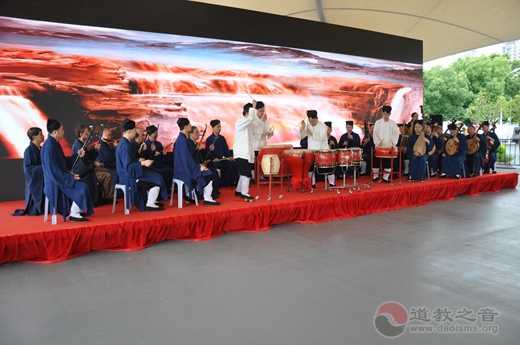 上海城隍庙积极开展民族宗教法制宣传学习月活动