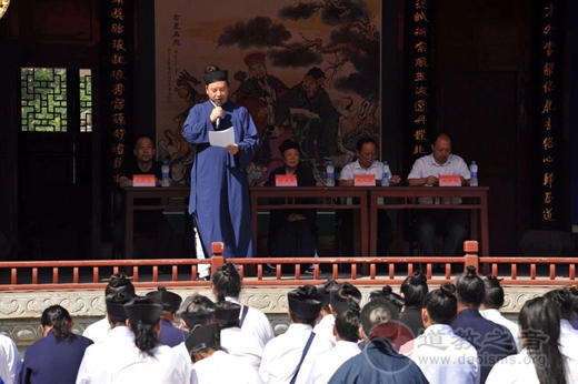 冠巾活动